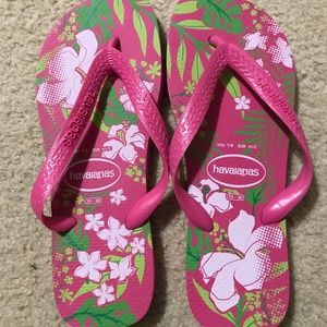 Havianas Tropical Flip Flops  (Women's)